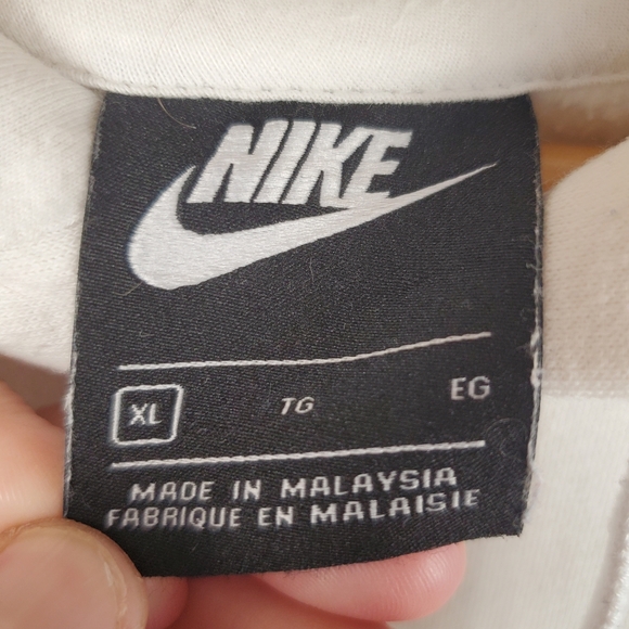 Nike White Hoodie with Gold and Black NC Wesleyan Lacrosse Graphic. XL. #181 - Picture 4 of 12